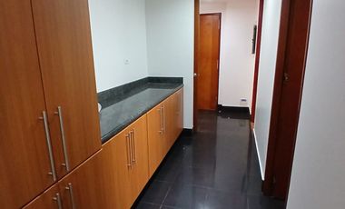 apartamento en arriendo en chico reservado. Cod A51965