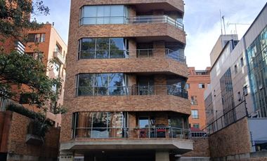 apartamento en arriendo en chico reservado. Cod A51965