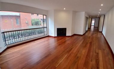 apartamento en arriendo en chico reservado. Cod A51965