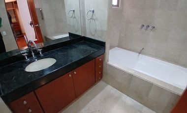 apartamento en arriendo en chico reservado. Cod A51965
