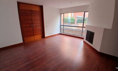 apartamento en arriendo en chico reservado. Cod A51965
