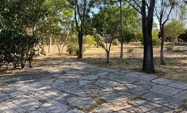 FINCA CAMPESTRE EN 3.6  HECTAREAS,  ALBERCA  Y CABALLERIZAS