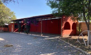 FINCA CAMPESTRE EN 3.6  HECTAREAS,  ALBERCA  Y CABALLERIZAS