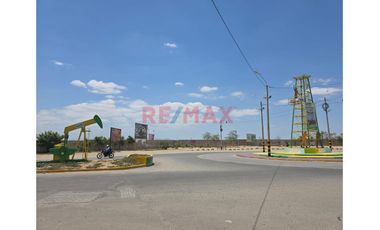 ​🏢 Oportunidad Corporativa: Venta De Propiedad En Esquina Ubicacion  Estratégica De 371M2 Frente Al Aeropuerto De Talara
