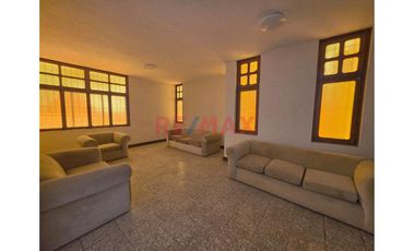 ​🏢 Oportunidad Corporativa: Venta De Propiedad En Esquina Ubicacion  Estratégica De 371M2 Frente Al Aeropuerto De Talara
