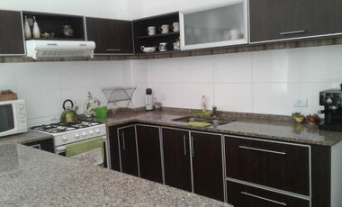 Casa en venta en Quilmes Oeste