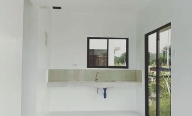 for RENT: brand new unfurnished house
