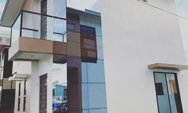 for RENT: brand new unfurnished house