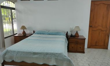 Suite amoblada de alquiler en la Urb. Santa Cecilia, Los Ceibos