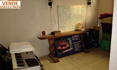 CASA EN VENTA DE UN NIVEL Y LOCAL COMERCIAL EN VILLA DE LAS FLORES