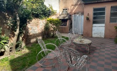 Casa de 5 ambientes Morón Sur
