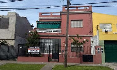 Casa de 5 ambientes Morón Sur