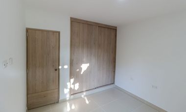 Venta, Casa con 2 apartamentos, local Sa Francisco, Santa Marta.
