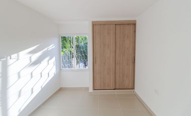 Venta, Casa con 2 apartamentos, local Sa Francisco, Santa Marta.