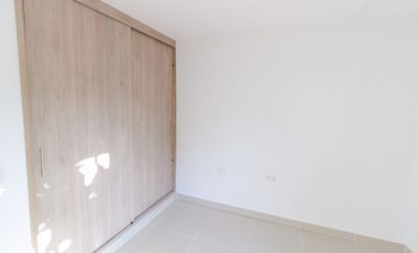 Venta, Casa con 2 apartamentos, local Sa Francisco, Santa Marta.