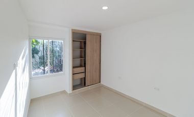 Venta, Casa con 2 apartamentos, local Sa Francisco, Santa Marta.