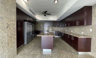 Se alquila apartamento amoblado ubicado en Punta Paitilla. (AA)