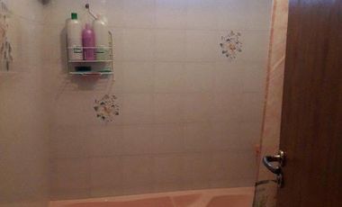 Excelente chalet de 6 ambientes en Andrade y Rejon