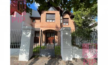 Chalet en Venta Villa Sarmiento / Moron (B110 715)