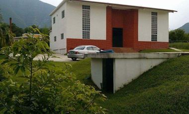 QUINTA EN VENTA CARRETERA NACIONAL SANTIAGO NUEVO LEON