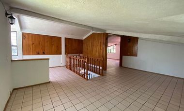 VENTA CASA DE CAMPO DE OPORTUNIDAD CERCA DE PÁTZCUARO MICHOACÁN CAS 4044 MOR/HH