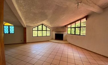 VENTA CASA DE CAMPO DE OPORTUNIDAD CERCA DE PÁTZCUARO MICHOACÁN CAS 4044 MOR/HH
