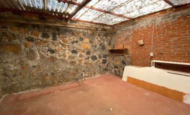 VENTA CASA DE CAMPO DE OPORTUNIDAD CERCA DE PÁTZCUARO MICHOACÁN CAS 4044 MOR/HH