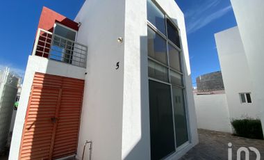 Casa en Venta en Senda del Carruaje, Milenio III, Querétaro