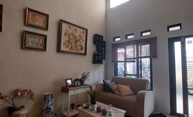 Rumah 2 Lt SHM 15 Mnt ke Bintaro Jaya Xchange Mall Dibantu KPR J-37429