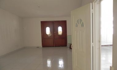 casa en venta en quinta bosch. Cod V10224
