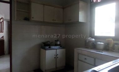 Rumah cocok untuk kantor dekat setrasari mall jalan ramai