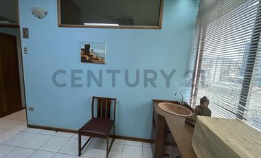 Rebajada !Se vende excelente Oficina Viña del Mar