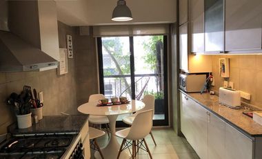 Venta departamento 4 ambientes con dependencia y cochera