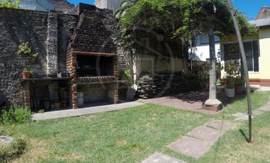 Casa Multifamiliar con Terreno - Castelli 2046 - San Martín