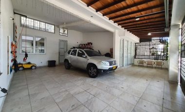 casa en venta en quinta oriental. Cod V2095