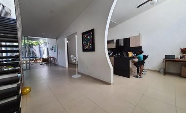 casa en venta en quinta oriental. Cod V2095