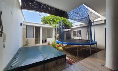 casa en venta en quinta oriental. Cod V2095