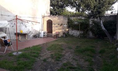 Casa en venta en Lanus Oeste