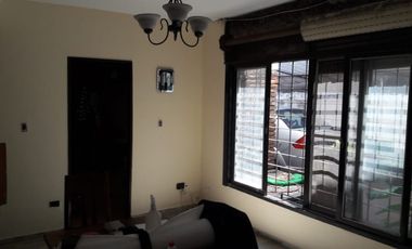 Casa en venta en Lanus Oeste