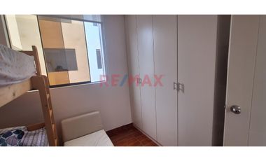 Muy Linda Casa De 3 Pisos En Venta En Playa Arica