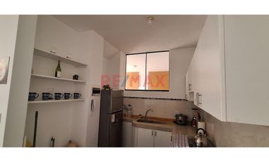 Muy Linda Casa De 3 Pisos En Venta En Playa Arica
