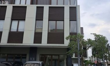 Ruko 3 lantai hook West Park BSD city at vanya park
