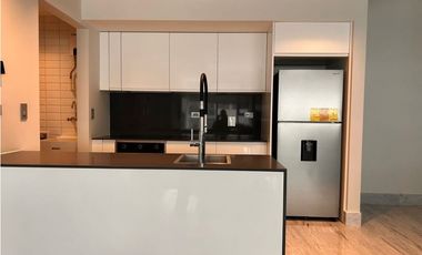 Alquiler/Venta de Moderno y Lujoso Apto en Bella Vista (MM)