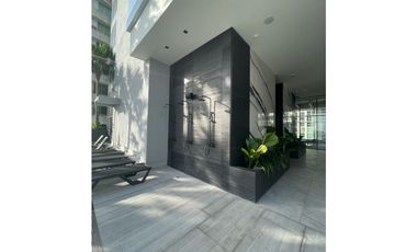 Alquiler/Venta de Moderno y Lujoso Apto en Bella Vista (MM)