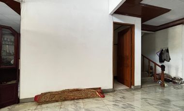 Rumah Besar 2 Lantai Di Lahan 1000 m2 Di Lokasi Strategis Komersial Duren Sawit, 10 Menit Ke Tol Becakayu