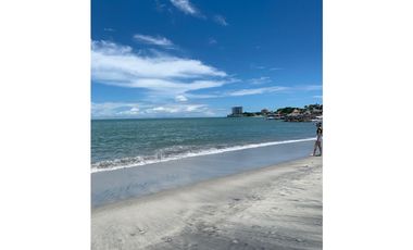 VENTA DE CASA EN CORONADO 210m2