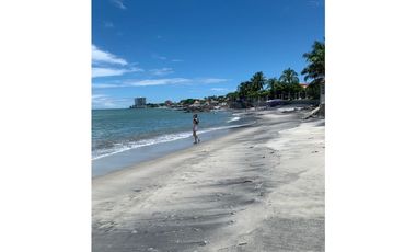 VENTA DE CASA EN CORONADO 210m2