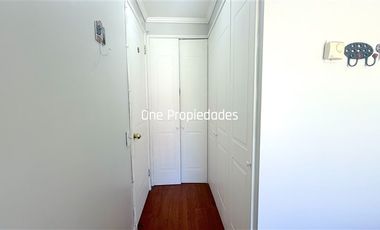 Venta Casa 4D3B cerca Municipalidad Peñalolen terreno 205m