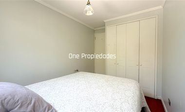 Venta Casa 4D3B cerca Municipalidad Peñalolen terreno 205m