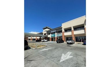 VILLALOBOS PLAZA/LOCALES $950/ALQUILER